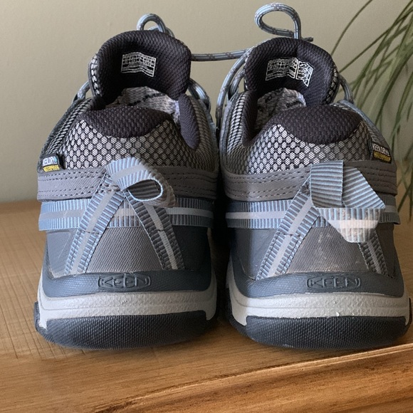 EUC Keen Targhee III Waterproof Hiking Shoes - Picture 5 of 6